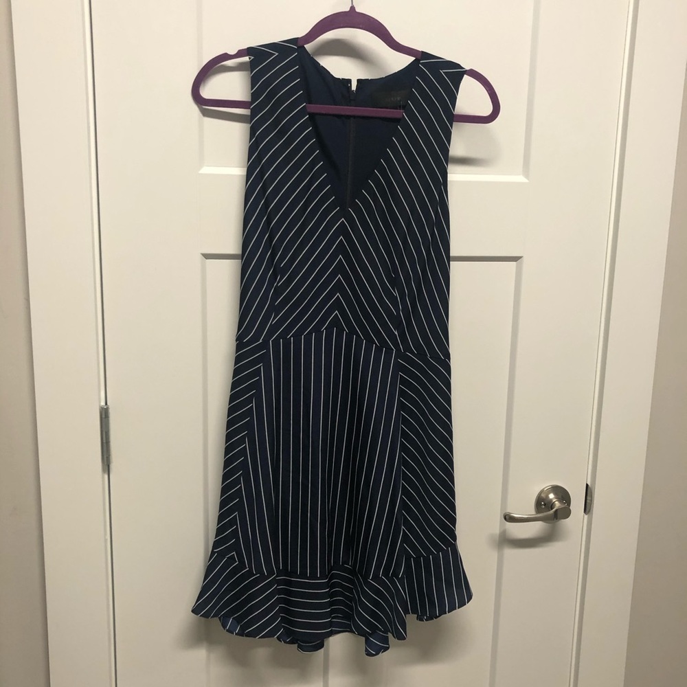🆕 J crew v neck dress